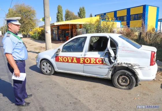 Un tir a acroșat două mașini. ”Giurgiuveanul” este implicat