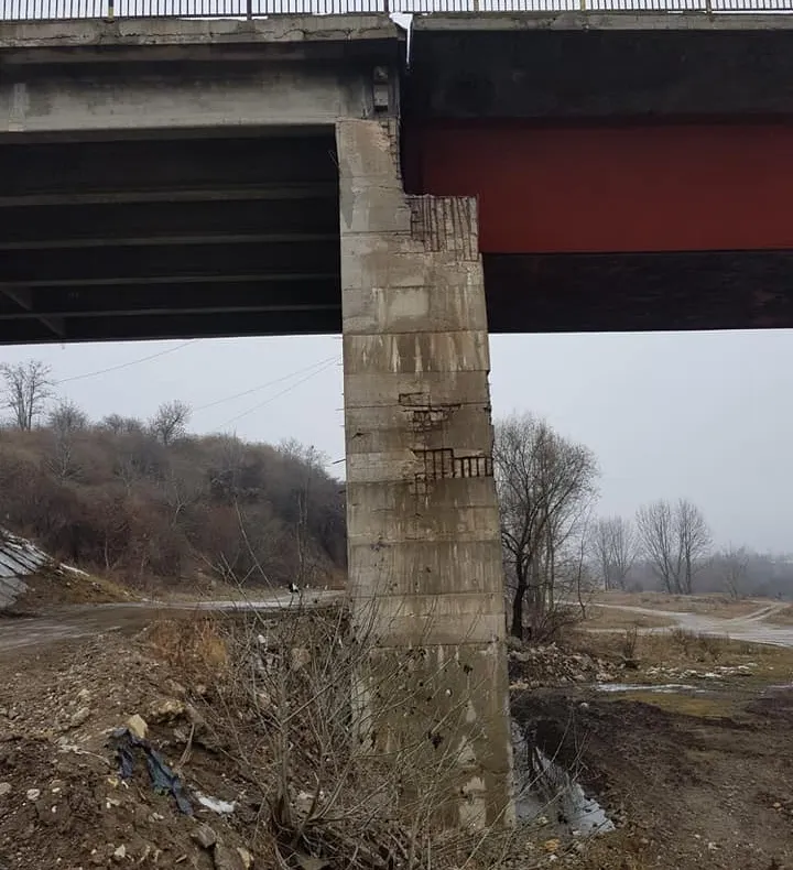 Podul dintre Adunații Copăceni și 1 Decembrie, în pericol de prăbușire!