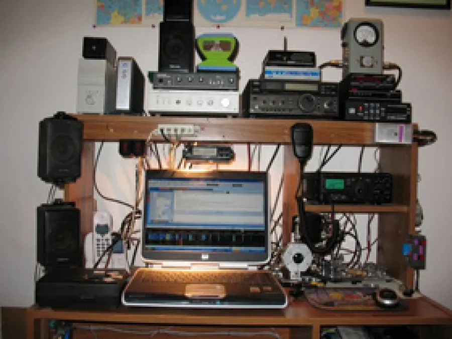 Post de radio pirat desființat de polițiștii giurgiuveni