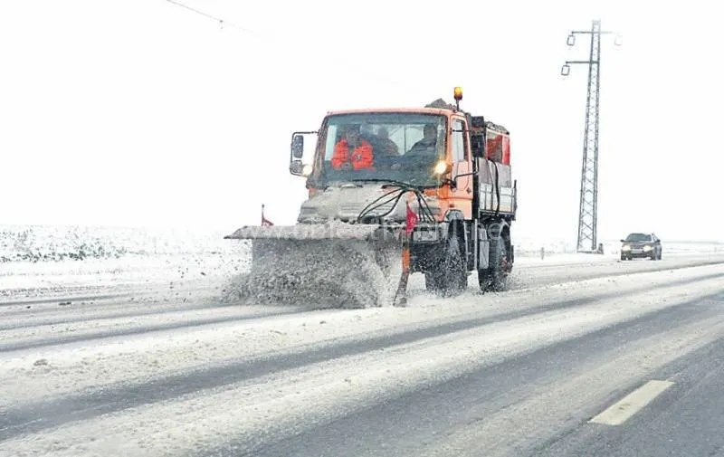 Cum se circulă pe drumurile din județul Giurgiu, după ninsoare