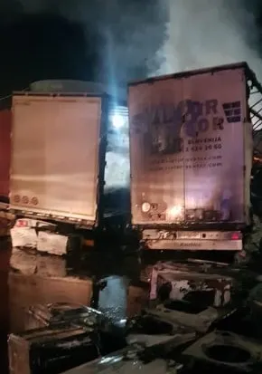 Trei tiruri afectate de incendiu. Pompierii de la Giurgiu au sărit în ajutor
