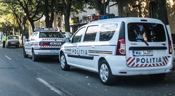 Șoferi depistați conducând autoturismele sub influența alcoolului și fără permise de conducere
