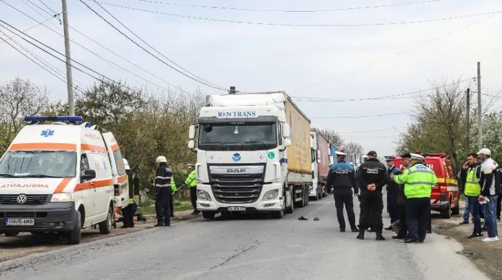 TIR-urile care merg spre vamă vor circula din nou prin cartierul Rudari