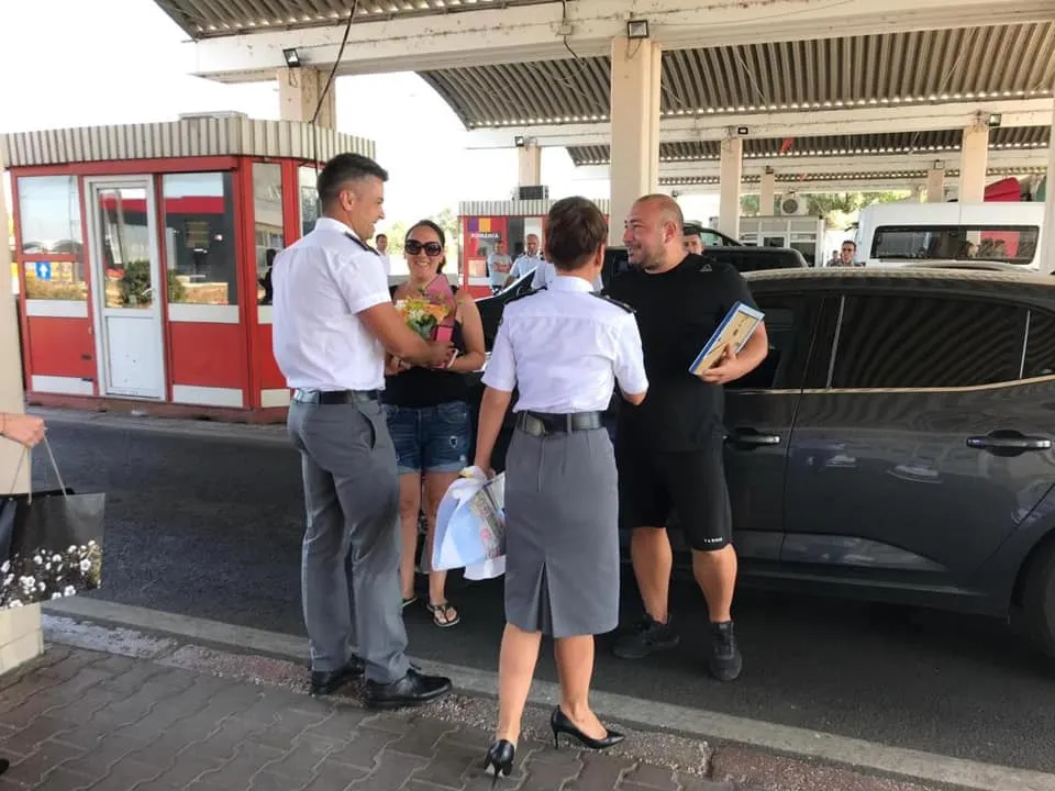 Scafandrul- erou din Bulgaria, primit cu aplauze în Punctul de Trecere a Frontierei Giurgiu