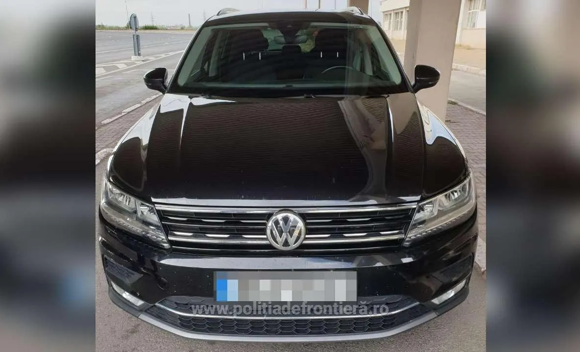 Autoturism căutat de autorităţile din Grecia, descoperit la Giurgiu