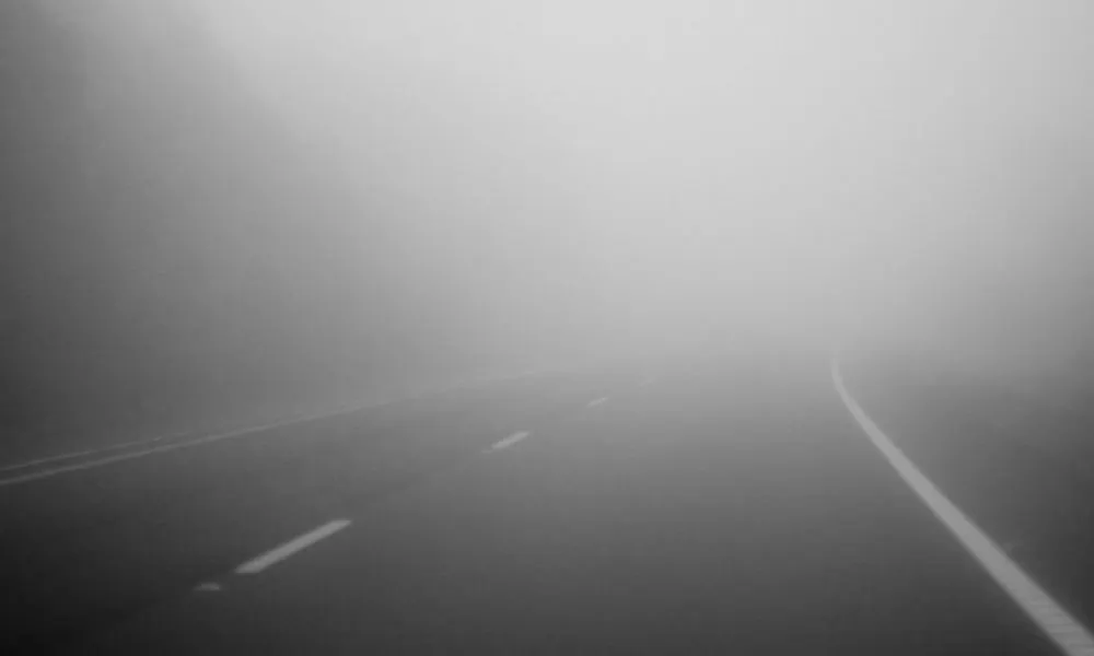 Ceața îngreunează traficul rutier pe mai multe drumuri din județul Giurgiu și din țară