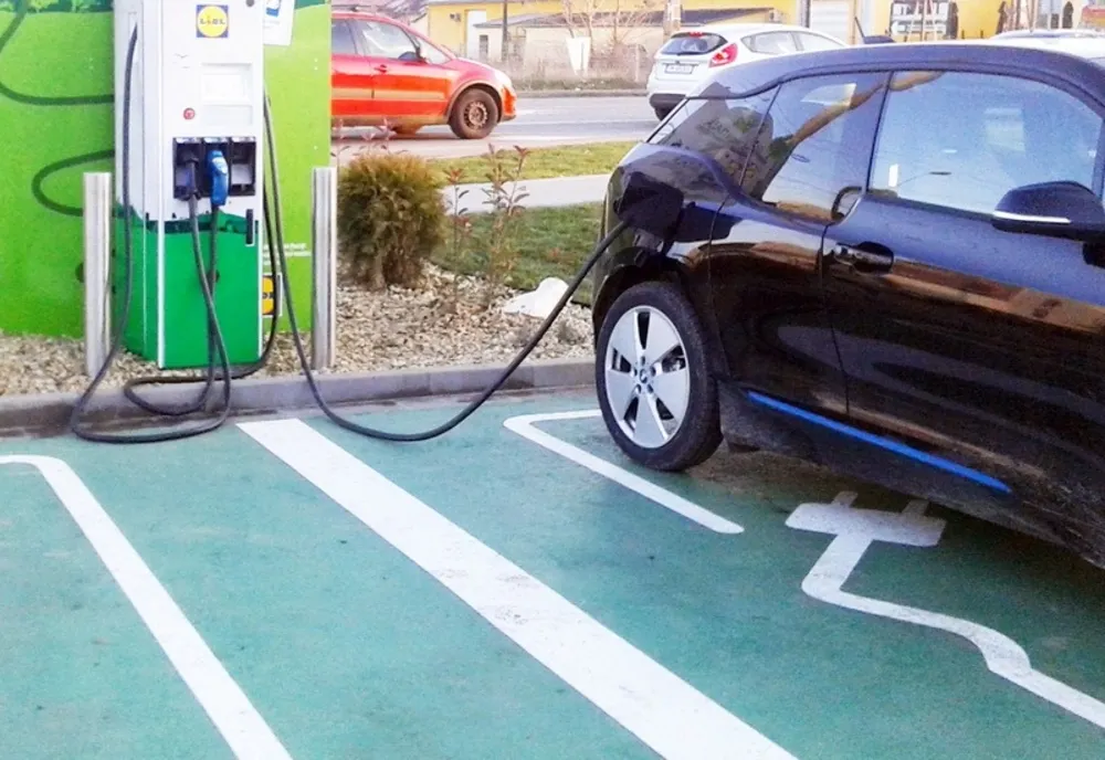 Giurgiuveni, aveți mașini electrice sau hibrid? Ce vă pregătesc autoritățile locale