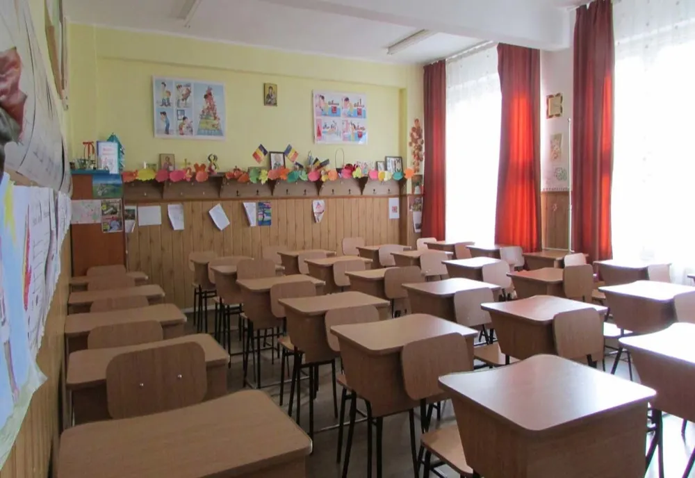 Anul școlar 2026-2027 începe pe 7 septembrie. Când sunt programate vacanțele elevilor