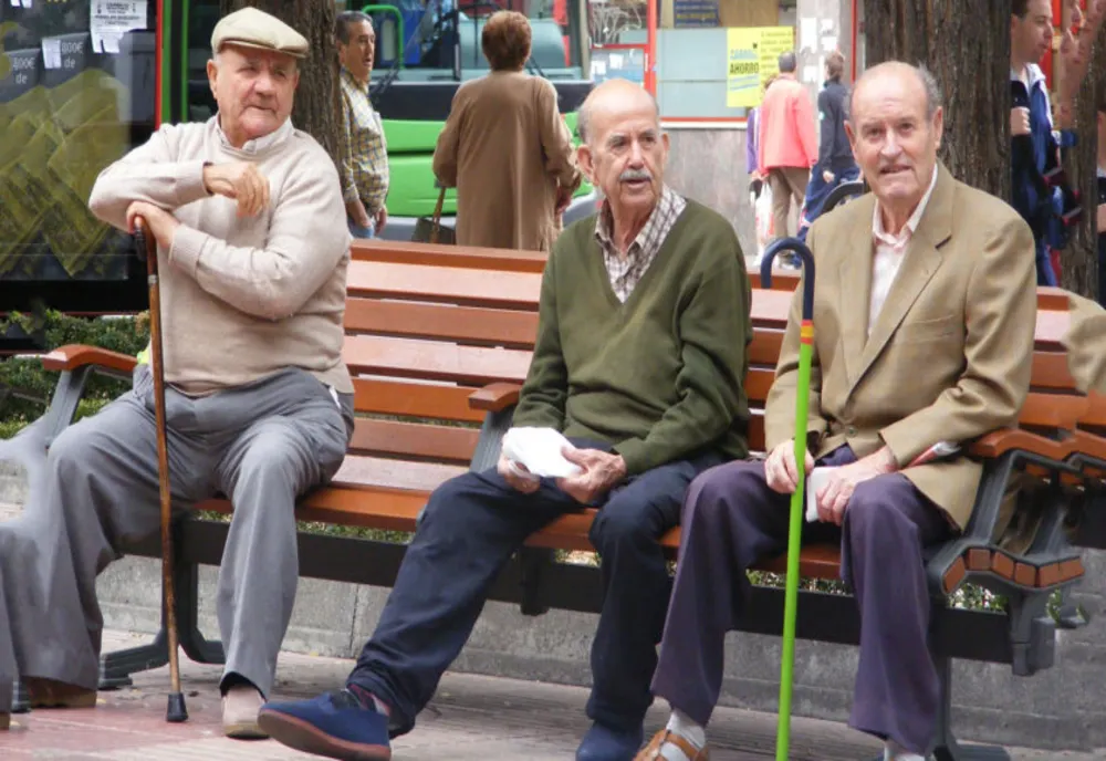 Vești proaste pentru o categorie de pensionari: vor primi pensiile mai târziu