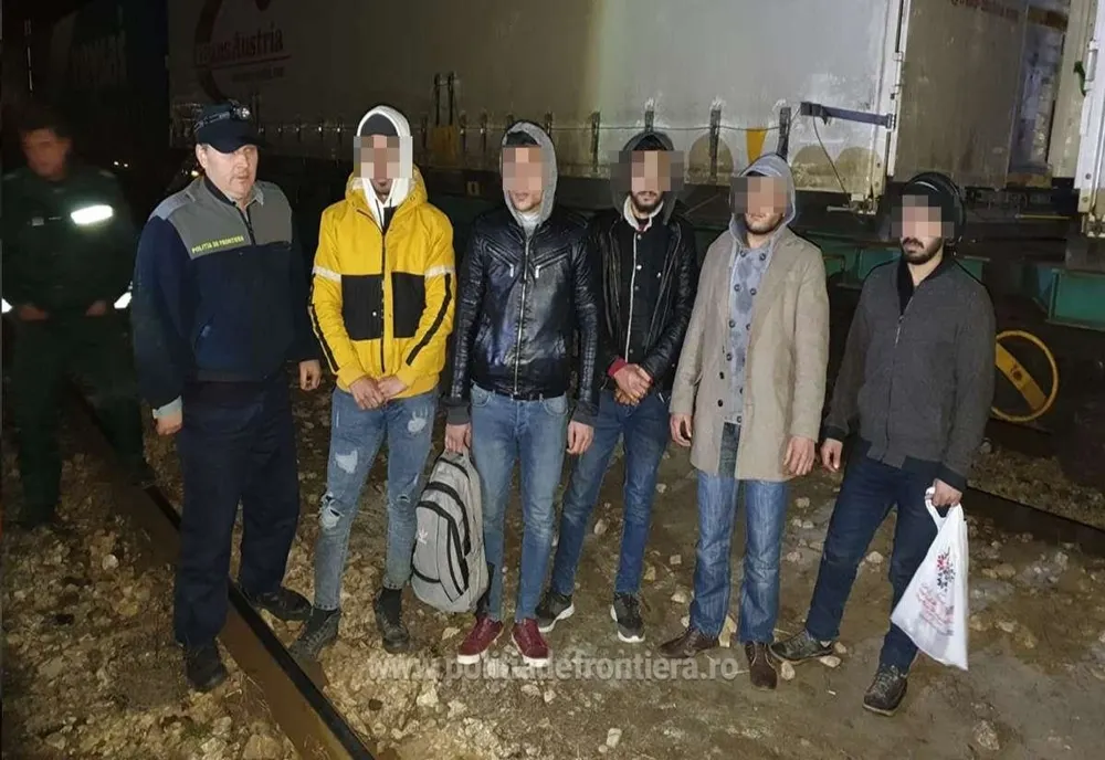 Cinci sirieni au încercat să treacă granița pe la Giurgiu ascunși într-un tren de marfă
