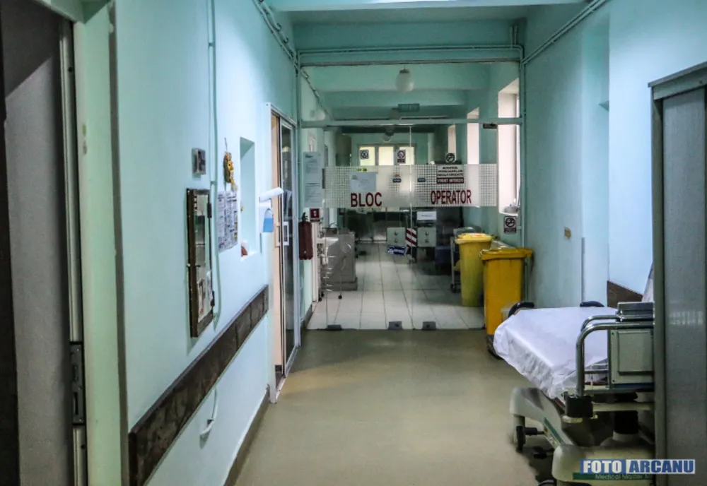 Sănătate: Pot fi suspendări din funcţii, indiferent de statut, pentru neîndeplinirea atribuţiilor de serviciu