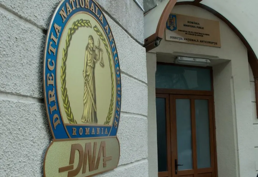 Un subofițer STS și un polițist de frontieră din Giurgiu, anchetați de DNA pentru fraudarea unor concursuri 