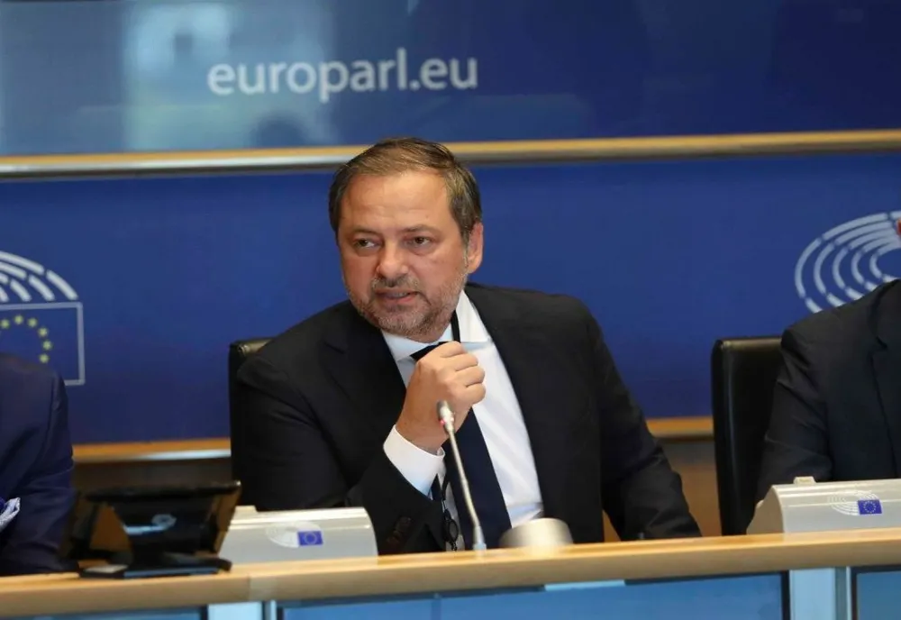 Dan Motreanu, eurodeputat: România, reprezentată de 9 companii și două institute în cadrul grupului de lucru al Comisiei Europene pentru creșterea producției de vaccinuri împotriva COVID-19