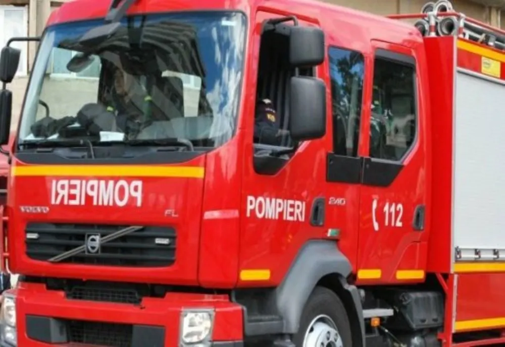 Peste 300 de pompieri giurgiuveni vor veghea la liniștea Sărbătorilor Pascale și a minivacanței de 1 Mai. Măsuri speciale la biserici 