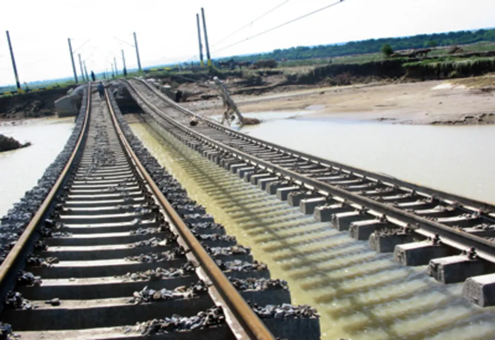 Etapa a doua a modernizării liniei de cale ferată Bucureşti Nord – Jilava – Giurgiu Nord – Giurgiu Nord Frontieră așteaptă avizul de mediu