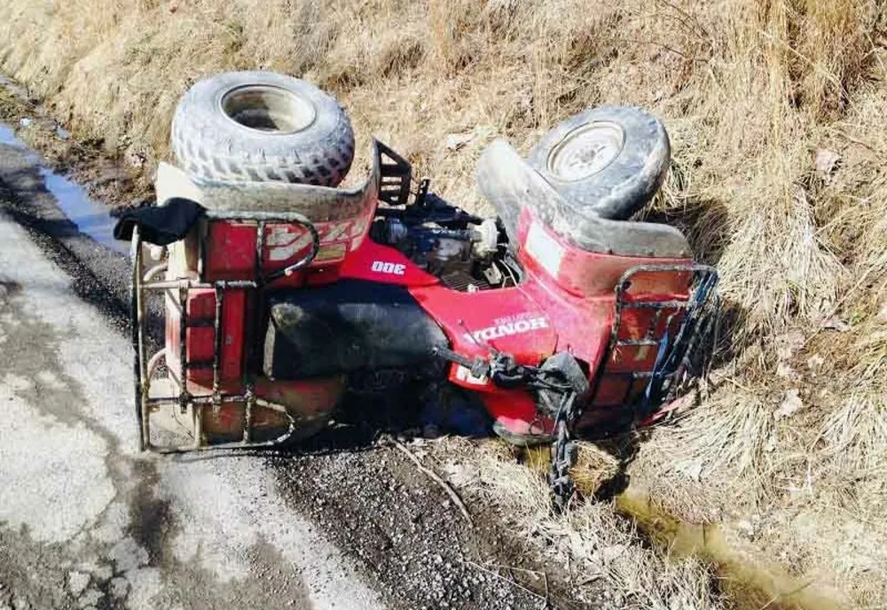 Fără permis, beat, cu autoturismul neînmatriculat, a produs un accident şi a rănit o persoană