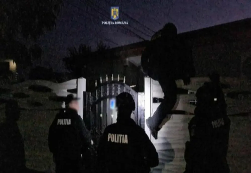 Percheziţii în Ilfov şi Giurgiu la persoane bănuite de braconaj prin folosirea câinilor ogari