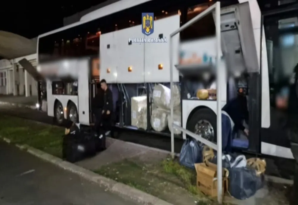 Bunuri contrafăcute, estimate la aproximativ 330.000 lei, descoperite la PTF Giurgiu