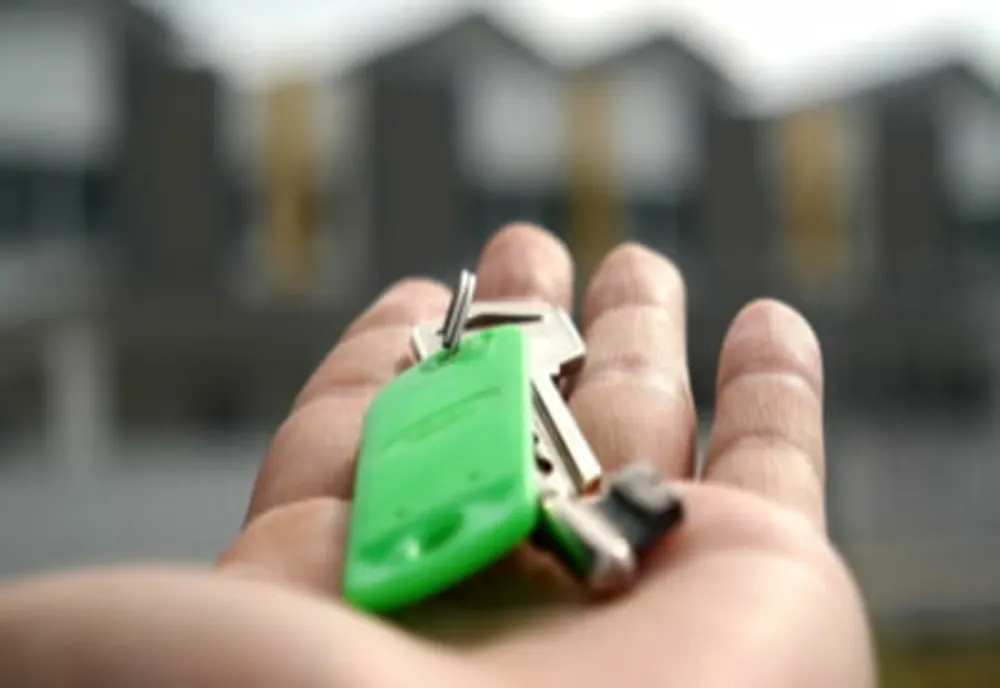 ÎN PATRU ZONE DIN ŢARĂ, CHIRIA MEDIE DEPĂŞEŞTE 1.000 EURO/LUNĂ