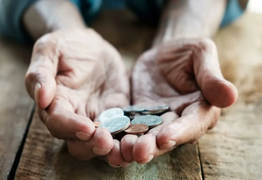 AJUTOR FINANCIAR PENTRU PENSIONARI