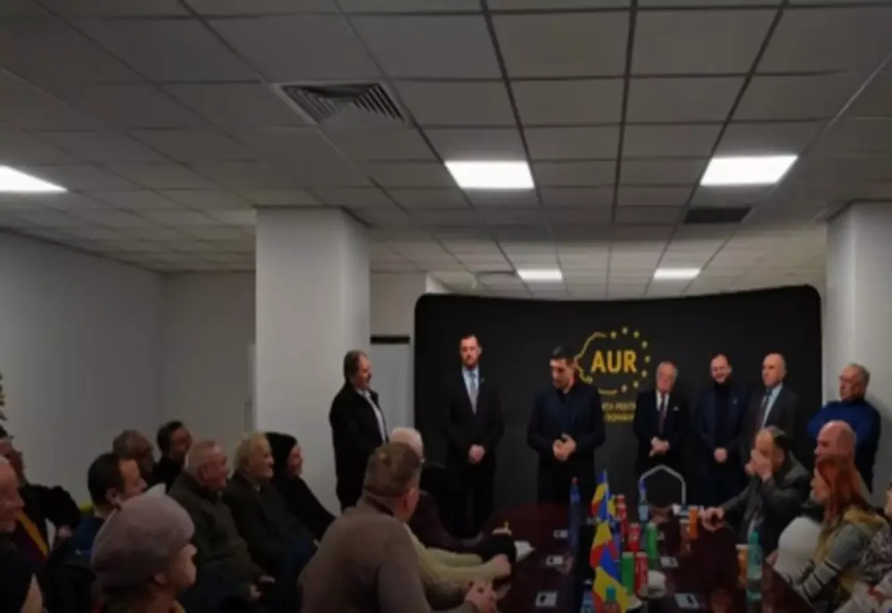 George Simion, mesaj din mijlocul pensionarilor: "Sunteți foarte importanți pentru noi" VIDEO
