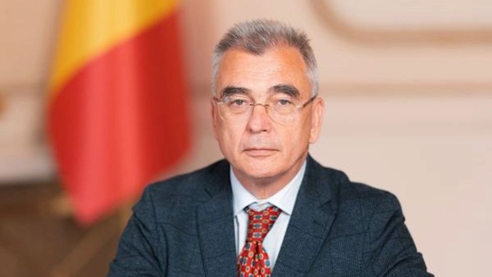 Petrișor Peiu (liderul senatorilor AUR): „Guvernul Bolojan trebuie să cadă pentru că are trei trimestre de scădere economică, nu pentru că s-a certat Grindeanu cu Bolojan!”