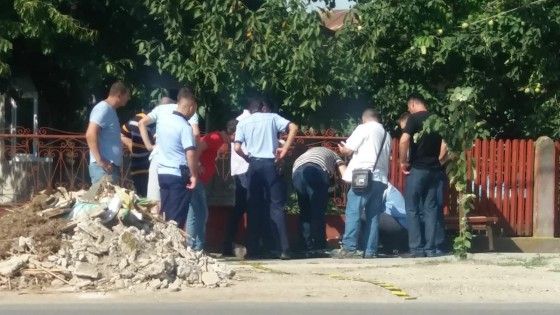 De ce a murit bărbatul găsit înjunghiat, la Greaca. Ce spun anchetatorii