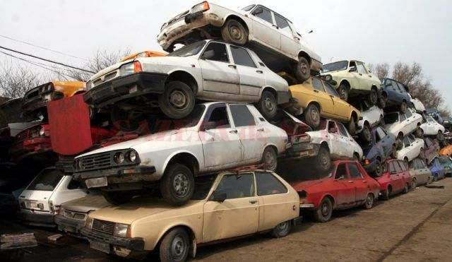 Programul Rabla Plus se reia luni cu 30.000 prime de casare