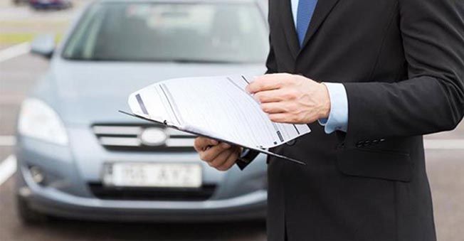 Bugetarii care pleacă cu mașina în delegații vor putea deconta combustibilul