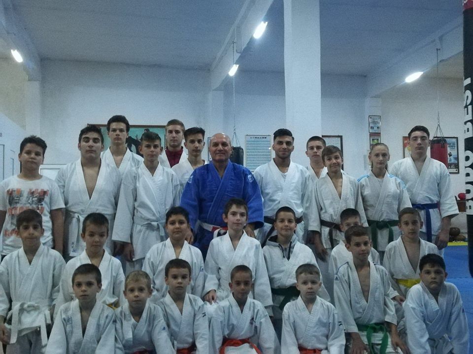 “Fabrica” de campioni la karate ju-jitsu din Giurgiu