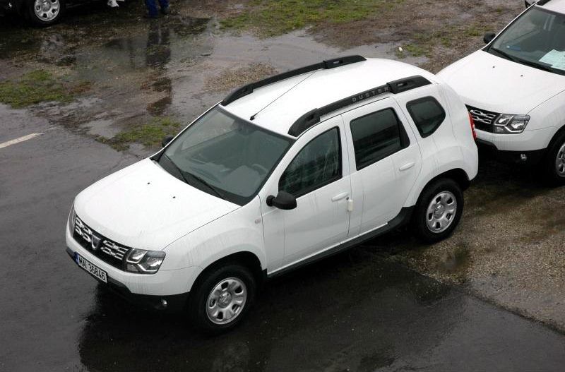 Zece autospeciale noi, în dotarea polițiștilor de frontieră