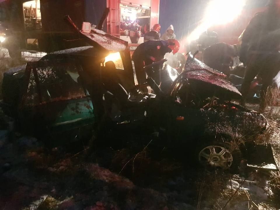 Accident grav cu două victime încarcerate în județul Giurgiu