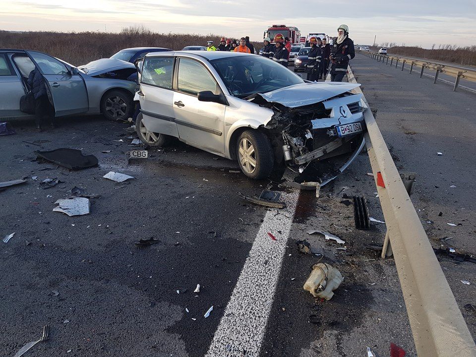 Coliziune în lanț pe Autostrada A1, la Vânătorii Mici. O persoană a fost rănită