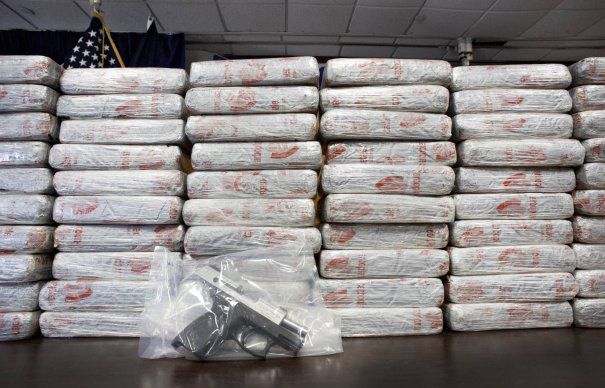 Patru tone de droguri distruse de Poliția Română. Care este valoarea lor