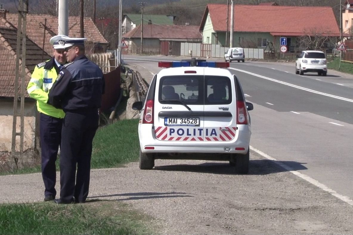 Depistat conducând o autoutilitară, deși nu poseda permis de conducere