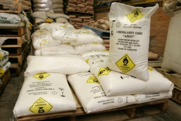 Bărbat cercetat după ce a sustras și vândut îngrășământ agricol