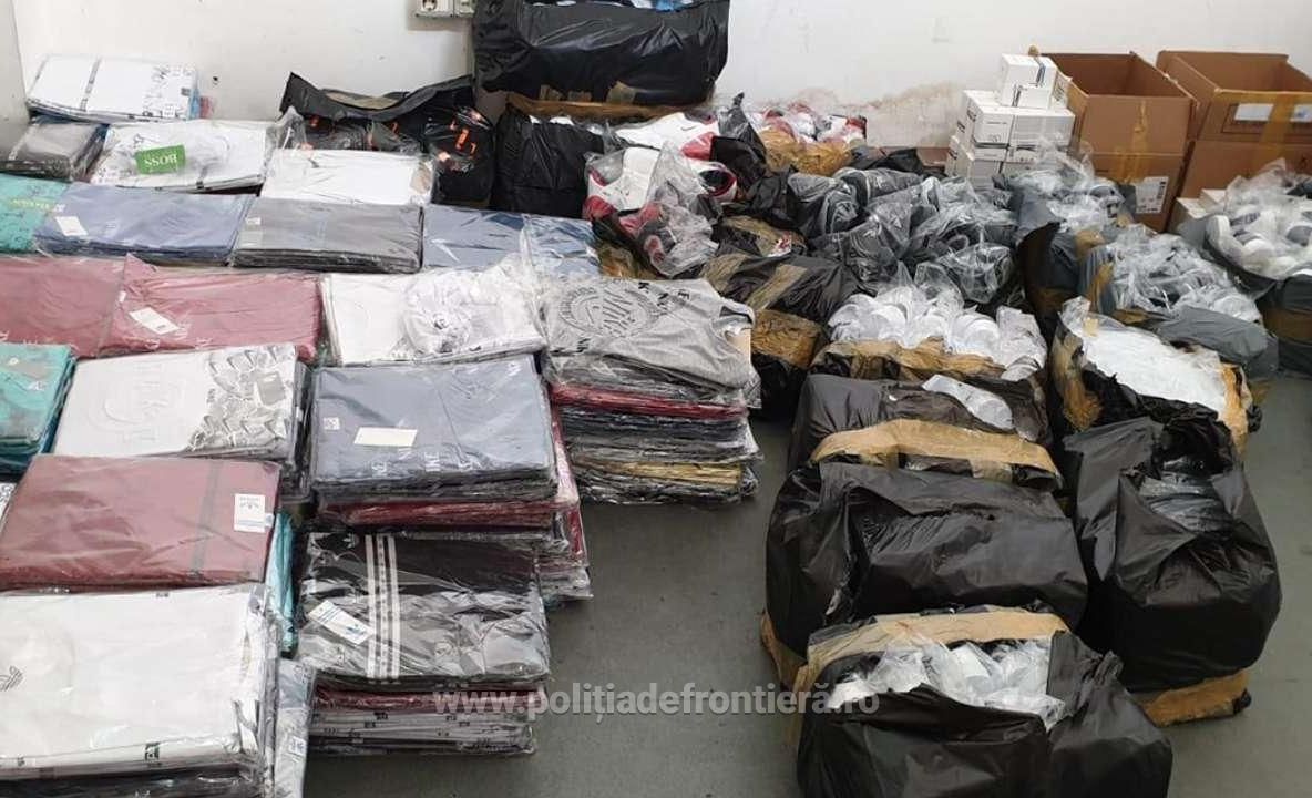 Mii de bunuri susceptibile de contrafacere, confiscate la frontieră