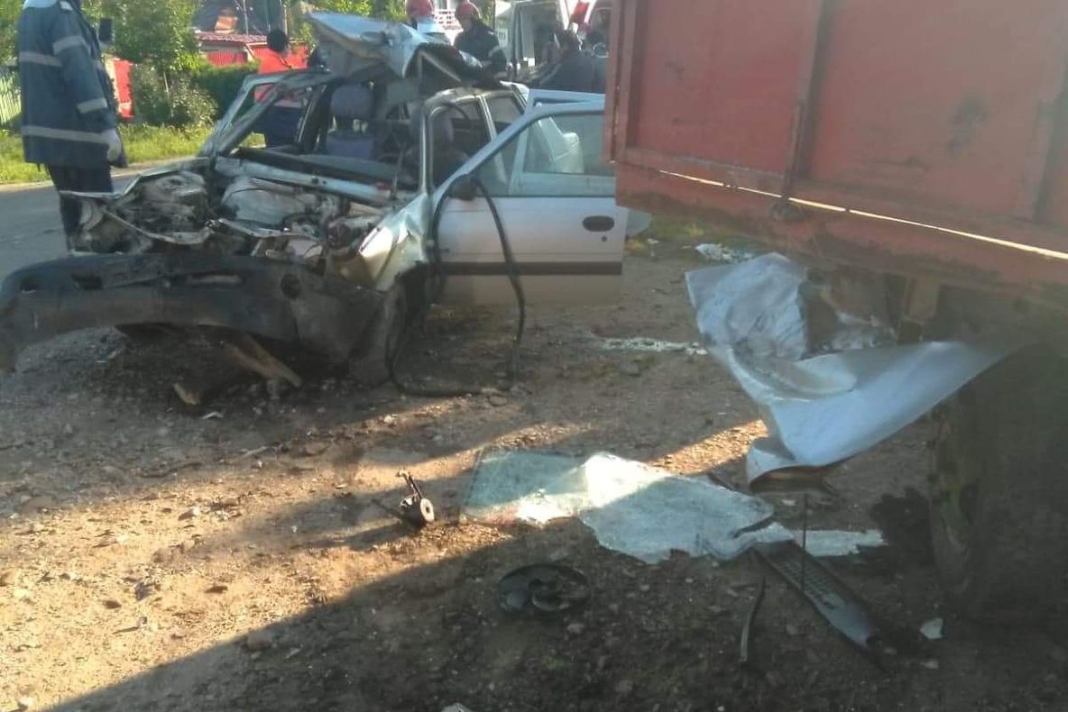Accident rutier pe DN 41, la Greaca. Cinci persoane sunt rănite