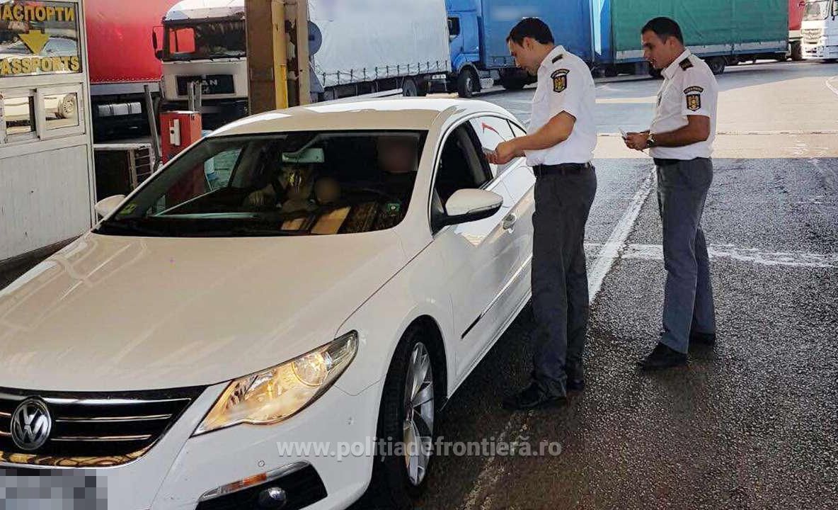 Cetăţean bulgar cu documentul altei persoane, depistat la Punctul de Trecere a Frontierei Giurgiu