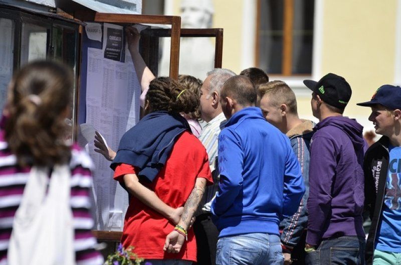 Dezastru din nou la Bac 2019. Nici jumătate dintre candidați nu au luat notă de trecere