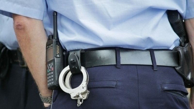 Tânără plecată voluntar de la domiciliu, găsită de polițiști
