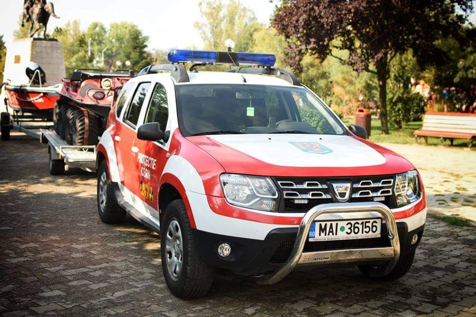 De ziua lor, pompierii giurgiuveni sărbătoresc în mijlocul giurgiuvenilor