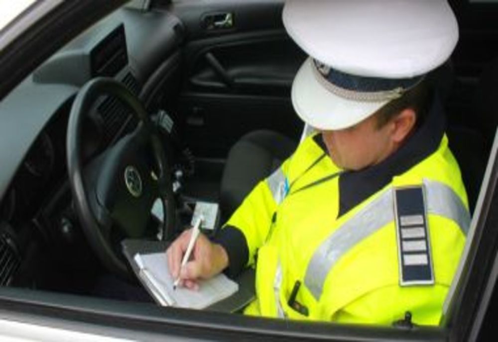 Vești proaste pentru șoferi. Cu cât ar putea crește amenzile de circulaţie, de la 1 ianuarie