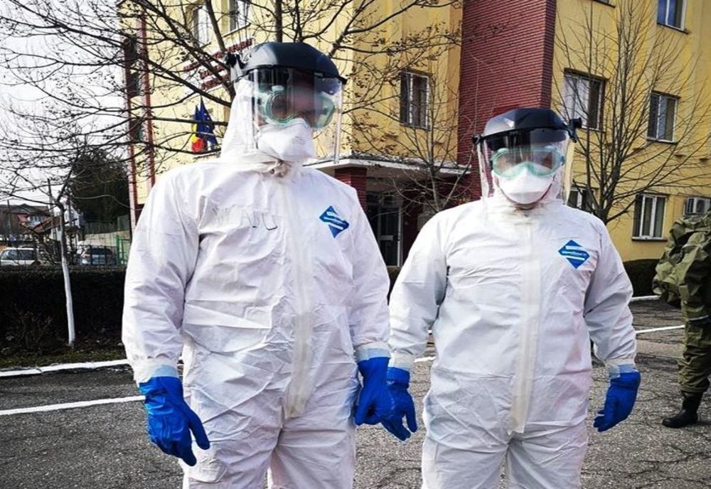 1.400 de combinezoane distribuite medicilor, asistenților şi personalului de intervenție 