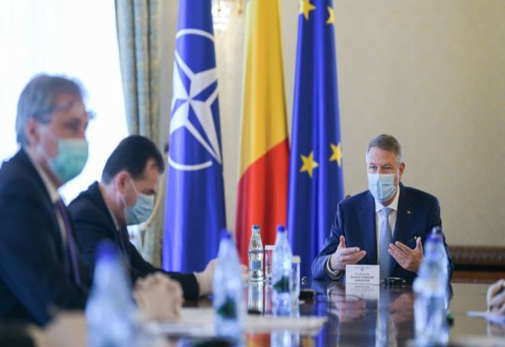 Ședință la Cotroceni privind măsurile de gestionare a epidemiei 