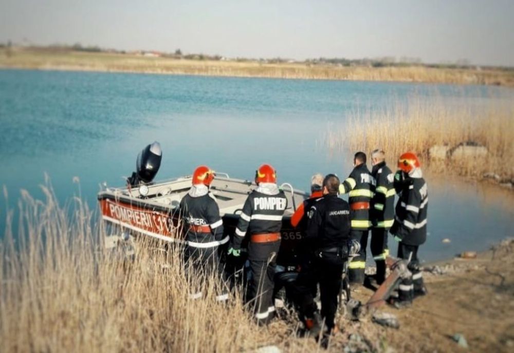 Acțiune de căutare a unui tânăr care s-ar fi înecat la o balastieră din Bolintin Vale