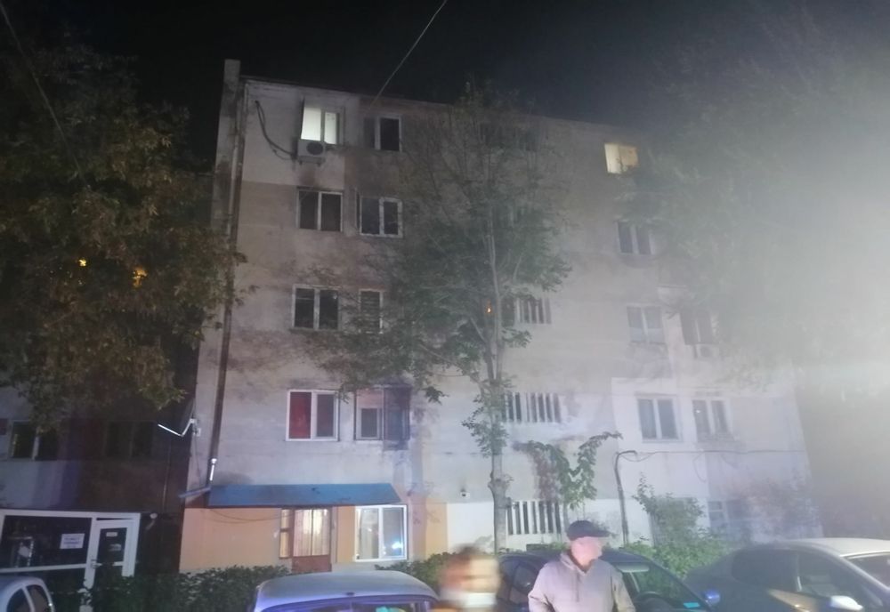 Incendiu provocat de o mână criminală, în cartierul Policlinică, din Giurgiu