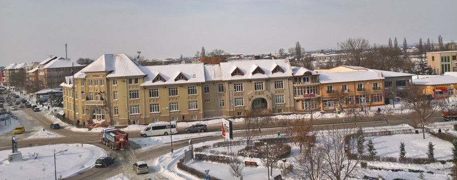 Utilajele de deszăpezire acționează pe străzi, la Giurgiu