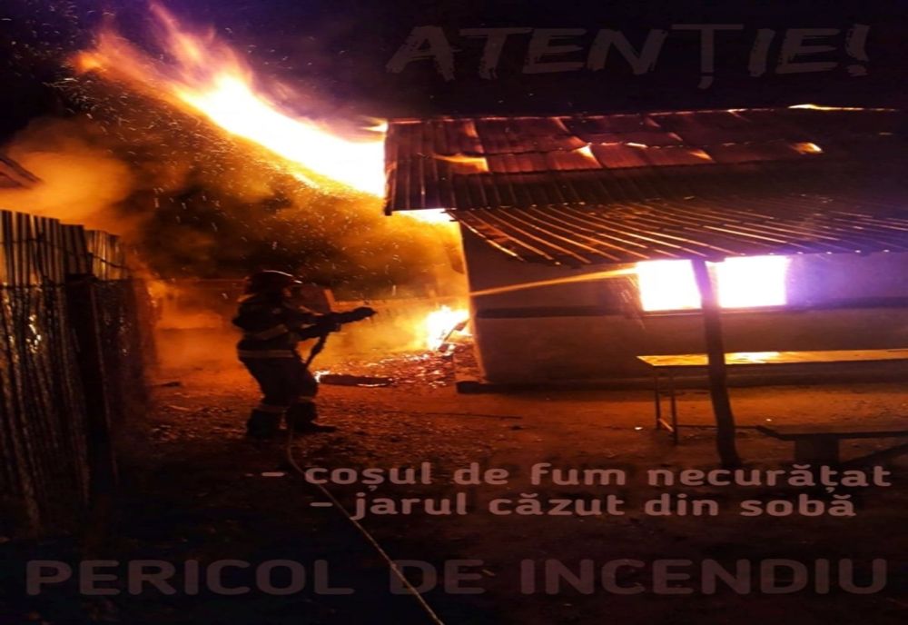 O casă din Mihai Bravu a fost distrusă de un incendiu provocat de jarul căzut din sobă 