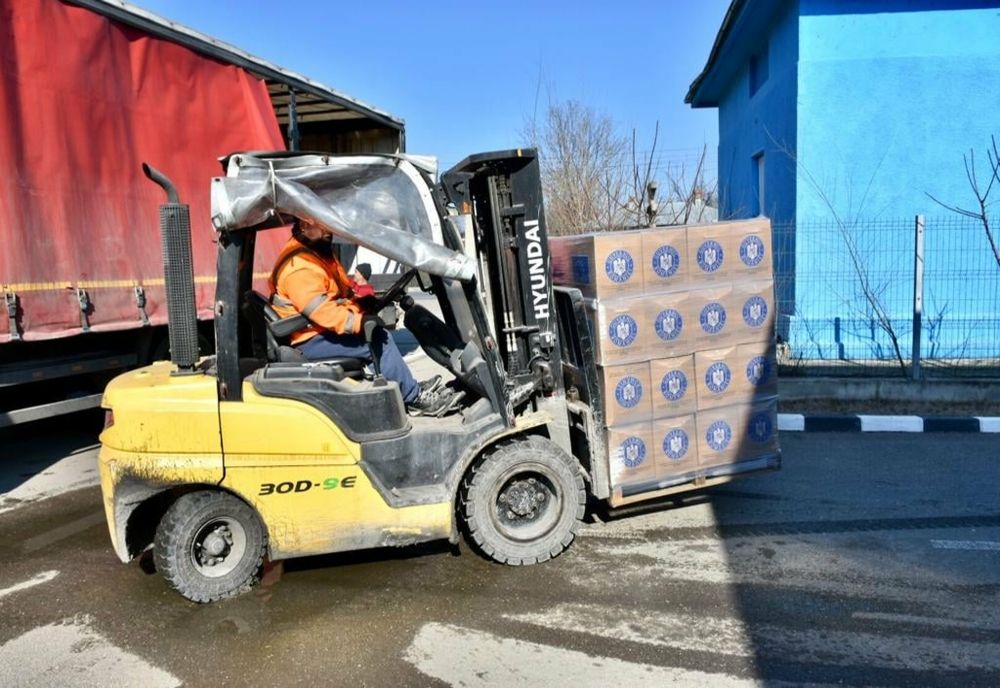 Aproape 3.000 de pachete alimentare și de igienă pentru giurgiuvenii defavorizați